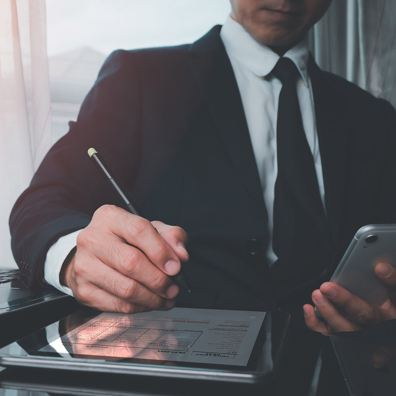 Engagements-Edouard-Renaut Avocat au travail